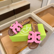 SAM EDELMAN(三姆爱德曼) 是来自纽约的轻奢设计师品牌 虞书欣代言同款🫰时尚休闲一字拖鞋 美式 SAM EDELMAN(三姆爱德曼) 是来自纽约的轻奢设计师品牌 虞书欣代言同款🫰时尚休闲一字拖鞋 美式
