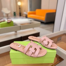 SAM EDELMAN(三姆爱德曼) 是来自纽约的轻奢设计师品牌 虞书欣代言同款🫰时尚休闲一字拖鞋 美式 SAM EDELMAN(三姆爱德曼) 是来自纽约的轻奢设计师品牌 虞书欣代言同款🫰时尚休闲一字拖鞋 美式