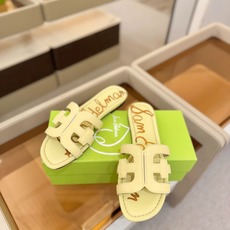 SAM EDELMAN(三姆爱德曼) 是来自纽约的轻奢设计师品牌 虞书欣代言同款🫰时尚休闲一字拖鞋 美式 SAM EDELMAN(三姆爱德曼) 是来自纽约的轻奢设计师品牌 虞书欣代言同款🫰时尚休闲一字拖鞋 美式
