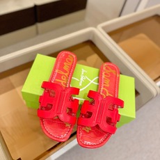 SAM EDELMAN(三姆爱德曼) 是来自纽约的轻奢设计师品牌 虞书欣代言同款🫰时尚休闲一字拖鞋 美式 SAM EDELMAN(三姆爱德曼) 是来自纽约的轻奢设计师品牌 虞书欣代言同款🫰时尚休闲一字拖鞋 美式