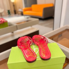 SAM EDELMAN(三姆爱德曼) 是来自纽约的轻奢设计师品牌 虞书欣代言同款🫰时尚休闲一字拖鞋 美式 SAM EDELMAN(三姆爱德曼) 是来自纽约的轻奢设计师品牌 虞书欣代言同款🫰时尚休闲一字拖鞋 美式