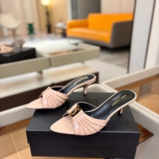 YSL「SAINT LAURENT*」 夏季新品 金属头优雅大气高跟凉鞋——————————全新春夏系列 YSL「SAINT LAURENT*」 夏季新品 金属头优雅大气高跟凉鞋——————————全新春夏系列