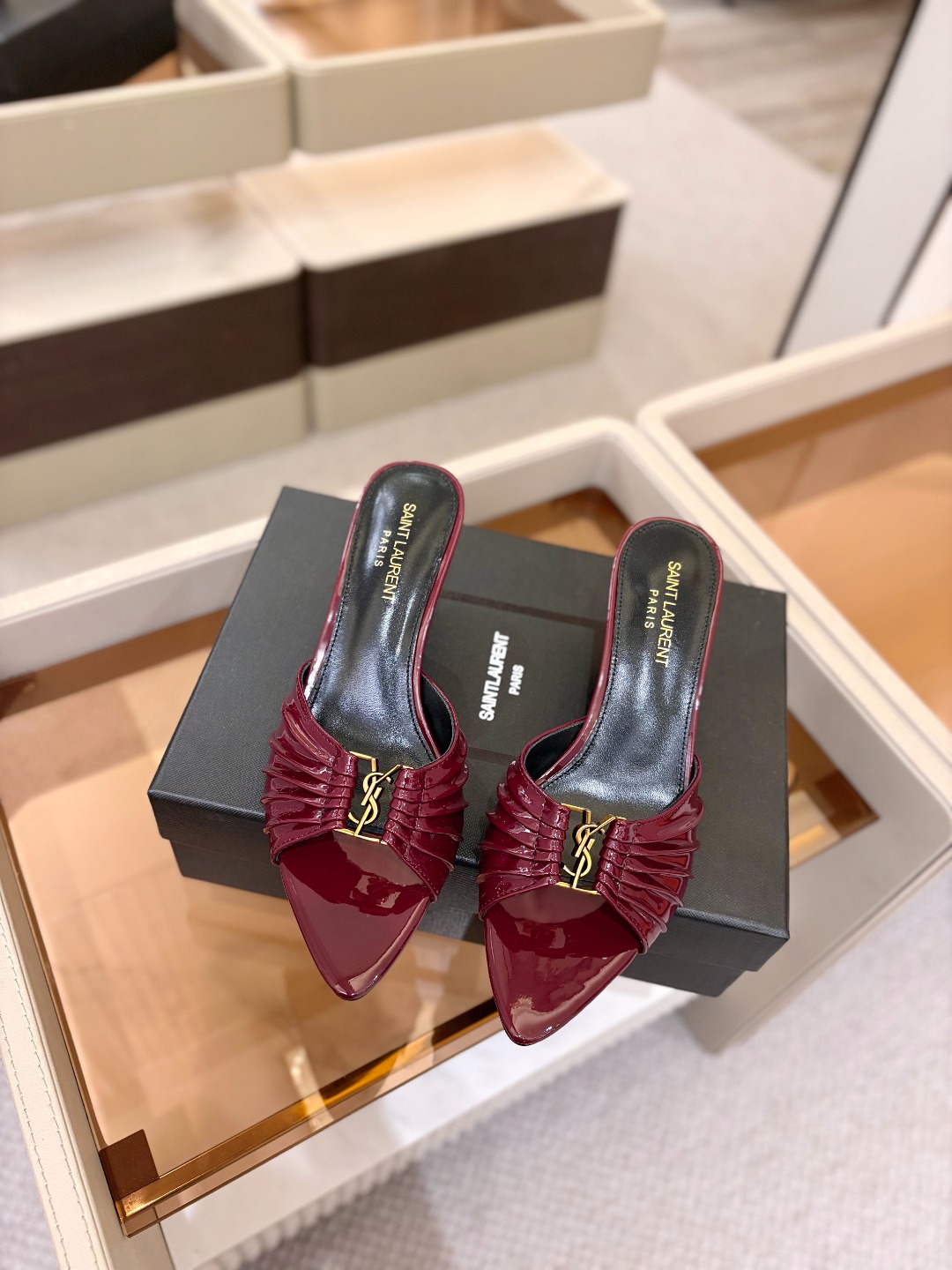 YSL「SAINT LAURENT*」 夏季新品 金属头优雅大气高跟凉鞋——————————全新春夏系列