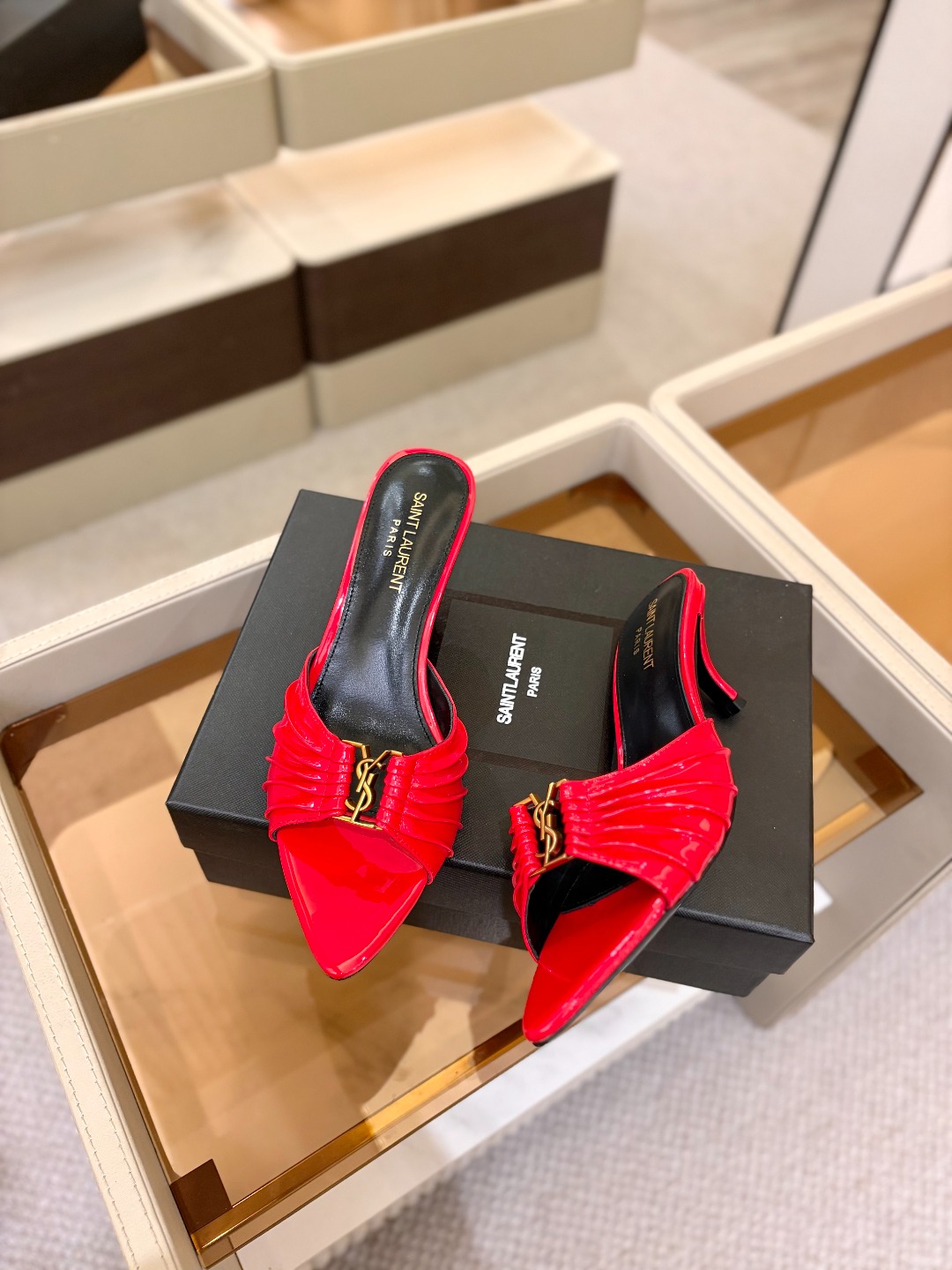 YSL「SAINT LAURENT*」 夏季新品 金属头优雅大气高跟凉鞋——————————全新春夏系列