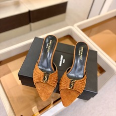 YSL「SAINT LAURENT*」 夏季新品 金属头优雅大气高跟凉鞋——————————全新春夏系列 YSL「SAINT LAURENT*」 夏季新品 金属头优雅大气高跟凉鞋——————————全新春夏系列