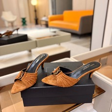 YSL「SAINT LAURENT*」 夏季新品 金属头优雅大气高跟凉鞋——————————全新春夏系列 YSL「SAINT LAURENT*」 夏季新品 金属头优雅大气高跟凉鞋——————————全新春夏系列