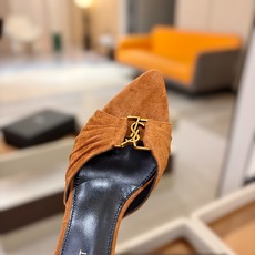 YSL「SAINT LAURENT*」 夏季新品 金属头优雅大气高跟凉鞋——————————全新春夏系列 YSL「SAINT LAURENT*」 夏季新品 金属头优雅大气高跟凉鞋——————————全新春夏系列