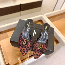 YSL「SAINT LAURENT*」 夏季新品 金属头优雅大气高跟凉鞋——————————全新春夏系列 YSL「SAINT LAURENT*」 夏季新品 金属头优雅大气高跟凉鞋——————————全新春夏系列