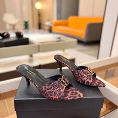 YSL「SAINT LAURENT*」 夏季新品 金属头优雅大气高跟凉鞋——————————全新春夏系列 YSL「SAINT LAURENT*」 夏季新品 金属头优雅大气高跟凉鞋——————————全新春夏系列