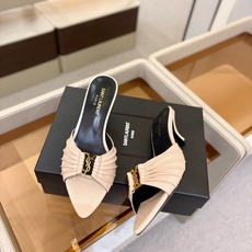 YSL「SAINT LAURENT*」 夏季新品 金属头优雅大气高跟凉鞋——————————全新春夏系列 YSL「SAINT LAURENT*」 夏季新品 金属头优雅大气高跟凉鞋——————————全新春夏系列