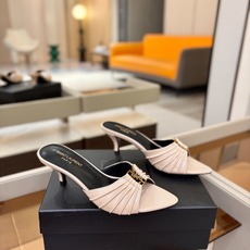 YSL「SAINT LAURENT*」 夏季新品 金属头优雅大气高跟凉鞋——————————全新春夏系列 YSL「SAINT LAURENT*」 夏季新品 金属头优雅大气高跟凉鞋——————————全新春夏系列