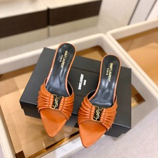YSL「SAINT LAURENT*」 夏季新品 金属头优雅大气高跟凉鞋——————————全新春夏系列 YSL「SAINT LAURENT*」 夏季新品 金属头优雅大气高跟凉鞋——————————全新春夏系列