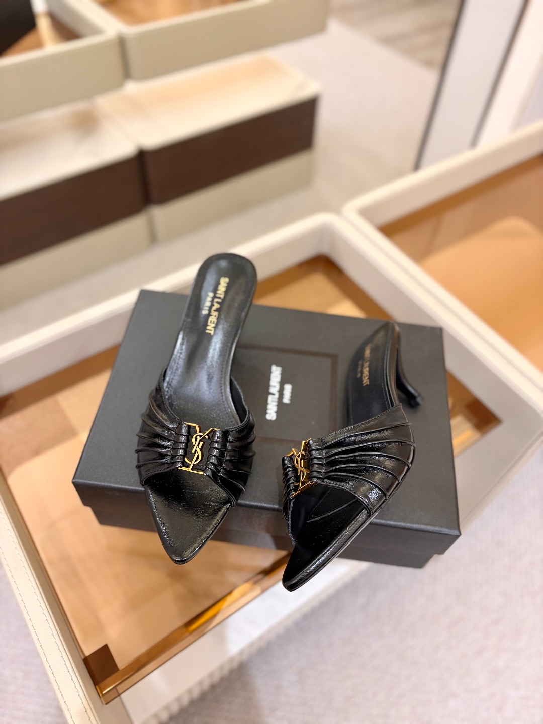 YSL「SAINT LAURENT*」 夏季新品 金属头优雅大气高跟凉鞋——————————全新春夏系列