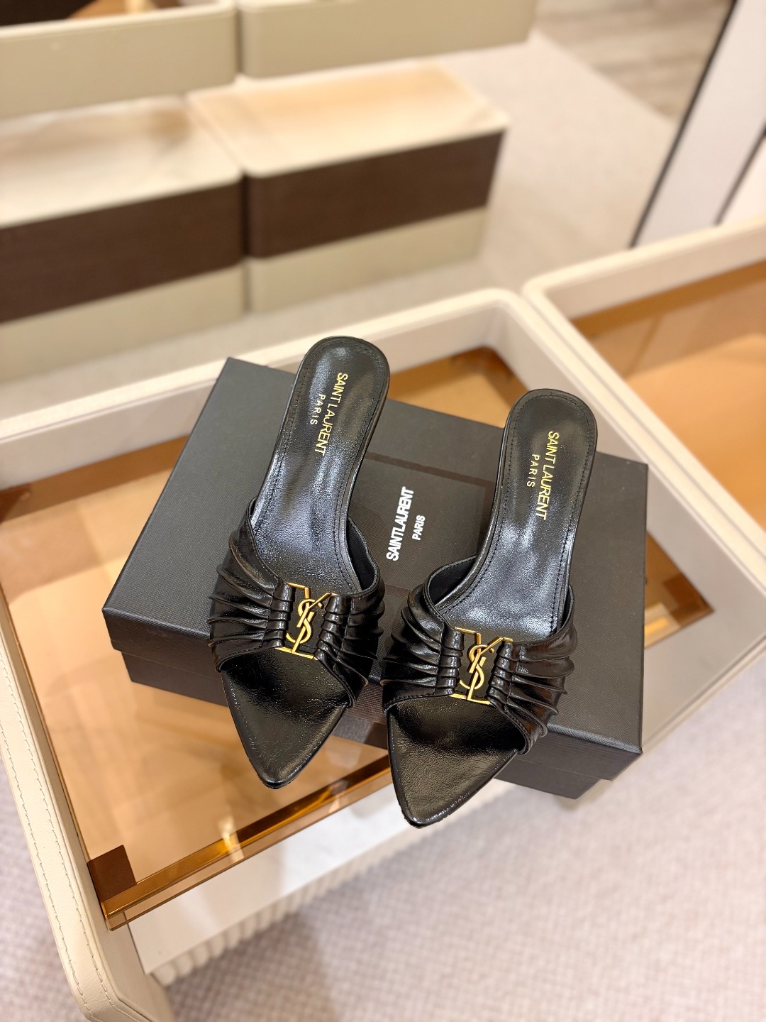 YSL「SAINT LAURENT*」 夏季新品 金属头优雅大气高跟凉鞋——————————全新春夏系列
