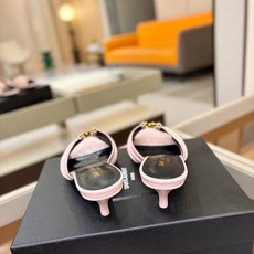 YSL「SAINT LAURENT*」 夏季新品 金属头优雅大气高跟凉鞋——————————全新春夏系列 YSL「SAINT LAURENT*」 夏季新品 金属头优雅大气高跟凉鞋——————————全新春夏系列