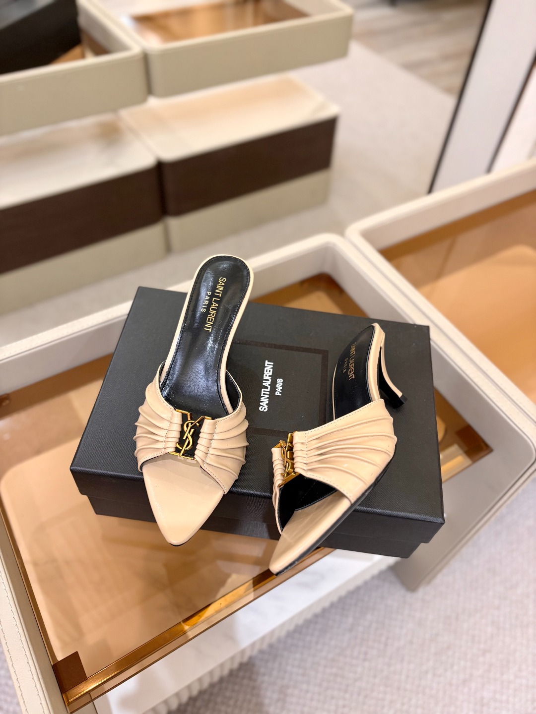 YSL「SAINT LAURENT*」 夏季新品 金属头优雅大气高跟凉鞋——————————全新春夏系列