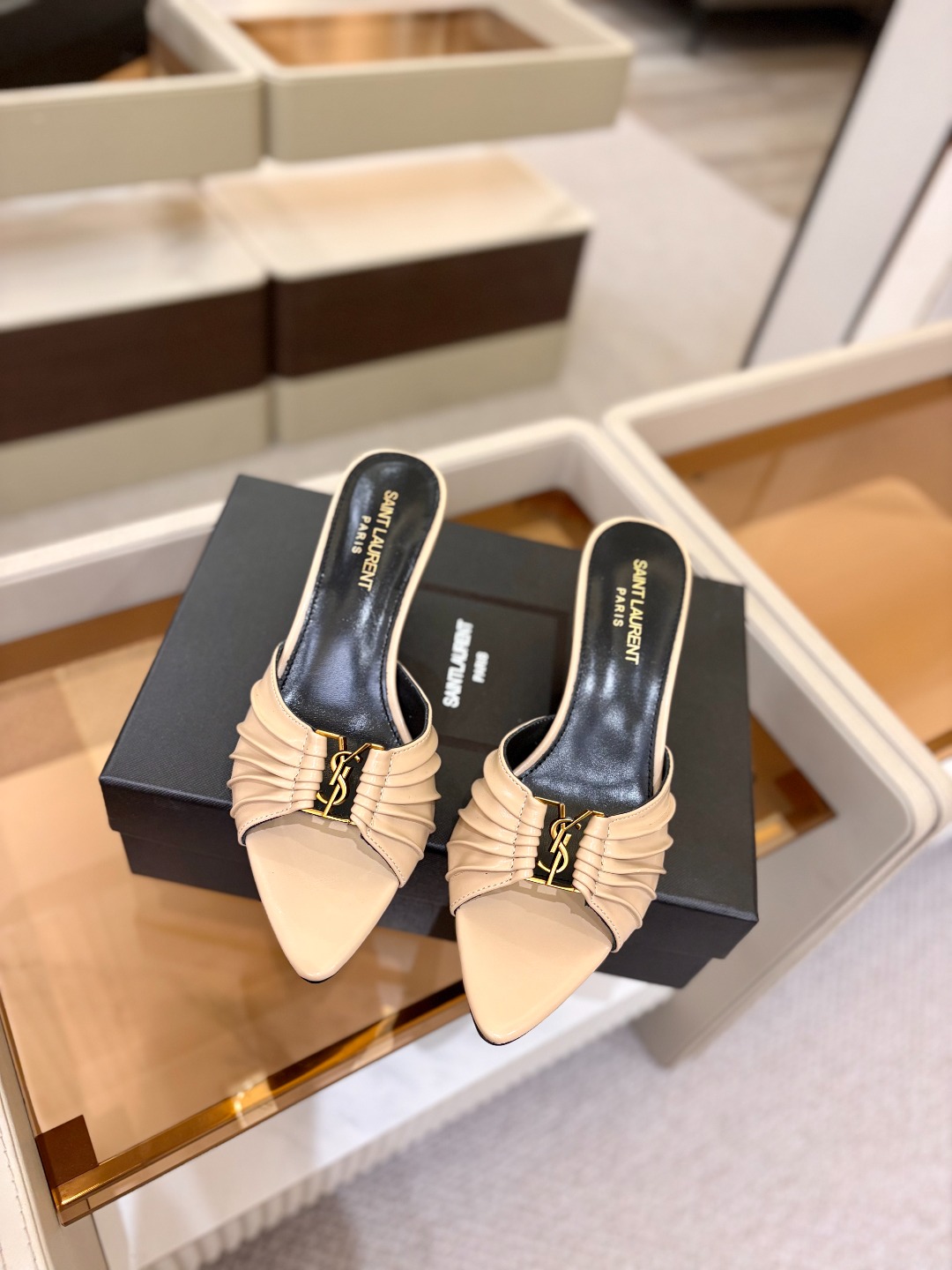 YSL「SAINT LAURENT*」 夏季新品 金属头优雅大气高跟凉鞋——————————全新春夏系列