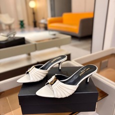 YSL「SAINT LAURENT*」 夏季新品 金属头优雅大气高跟凉鞋——————————全新春夏系列 YSL「SAINT LAURENT*」 夏季新品 金属头优雅大气高跟凉鞋——————————全新春夏系列