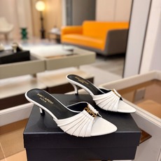 YSL「SAINT LAURENT*」 夏季新品 金属头优雅大气高跟凉鞋——————————全新春夏系列 YSL「SAINT LAURENT*」 夏季新品 金属头优雅大气高跟凉鞋——————————全新春夏系列