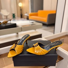 YSL「SAINT LAURENT*」 夏季新品 金属头优雅大气高跟凉鞋——————————全新春夏系列 YSL「SAINT LAURENT*」 夏季新品 金属头优雅大气高跟凉鞋——————————全新春夏系列