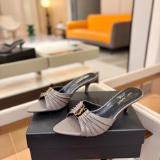 YSL「SAINT LAURENT*」 夏季新品 金属头优雅大气高跟凉鞋——————————全新春夏系列 YSL「SAINT LAURENT*」 夏季新品 金属头优雅大气高跟凉鞋——————————全新春夏系列