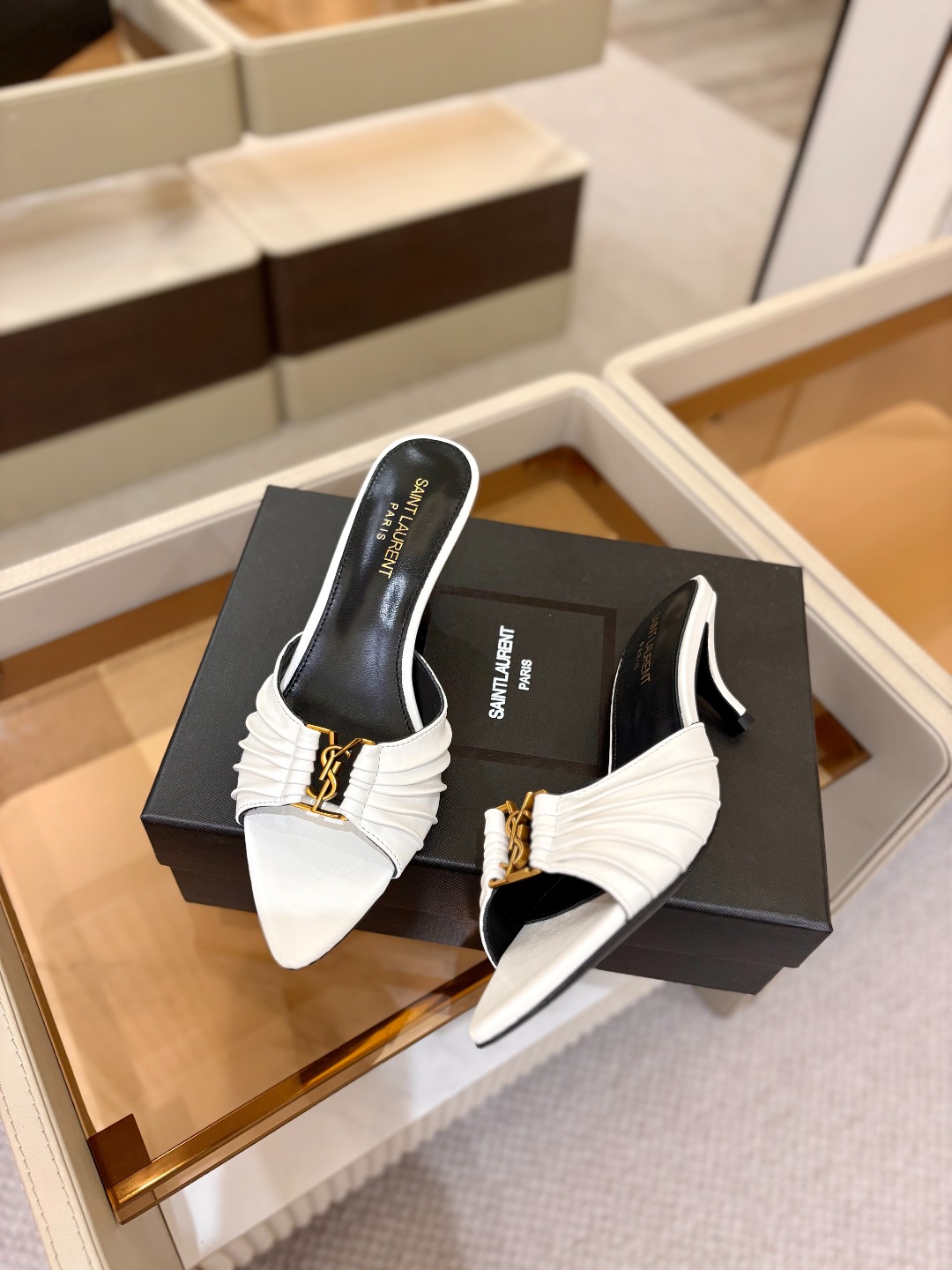 YSL「SAINT LAURENT*」 夏季新品 金属头优雅大气高跟凉鞋——————————全新春夏系列
