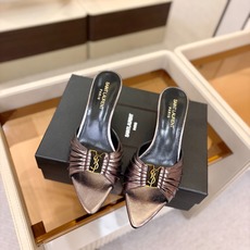 YSL「SAINT LAURENT*」 夏季新品 金属头优雅大气高跟凉鞋——————————全新春夏系列 YSL「SAINT LAURENT*」 夏季新品 金属头优雅大气高跟凉鞋——————————全新春夏系列