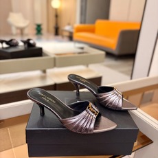 YSL「SAINT LAURENT*」 夏季新品 金属头优雅大气高跟凉鞋——————————全新春夏系列 YSL「SAINT LAURENT*」 夏季新品 金属头优雅大气高跟凉鞋——————————全新春夏系列