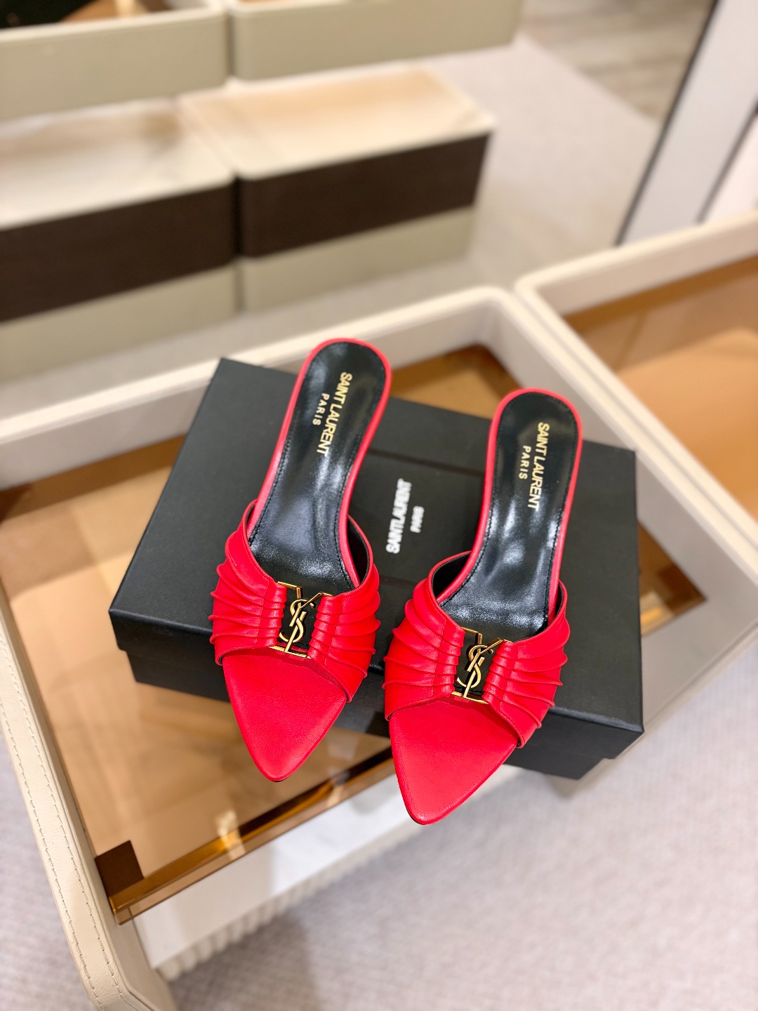 YSL「SAINT LAURENT*」 夏季新品 金属头优雅大气高跟凉鞋——————————全新春夏系列