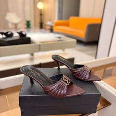 YSL「SAINT LAURENT*」 夏季新品 金属头优雅大气高跟凉鞋——————————全新春夏系列 YSL「SAINT LAURENT*」 夏季新品 金属头优雅大气高跟凉鞋——————————全新春夏系列