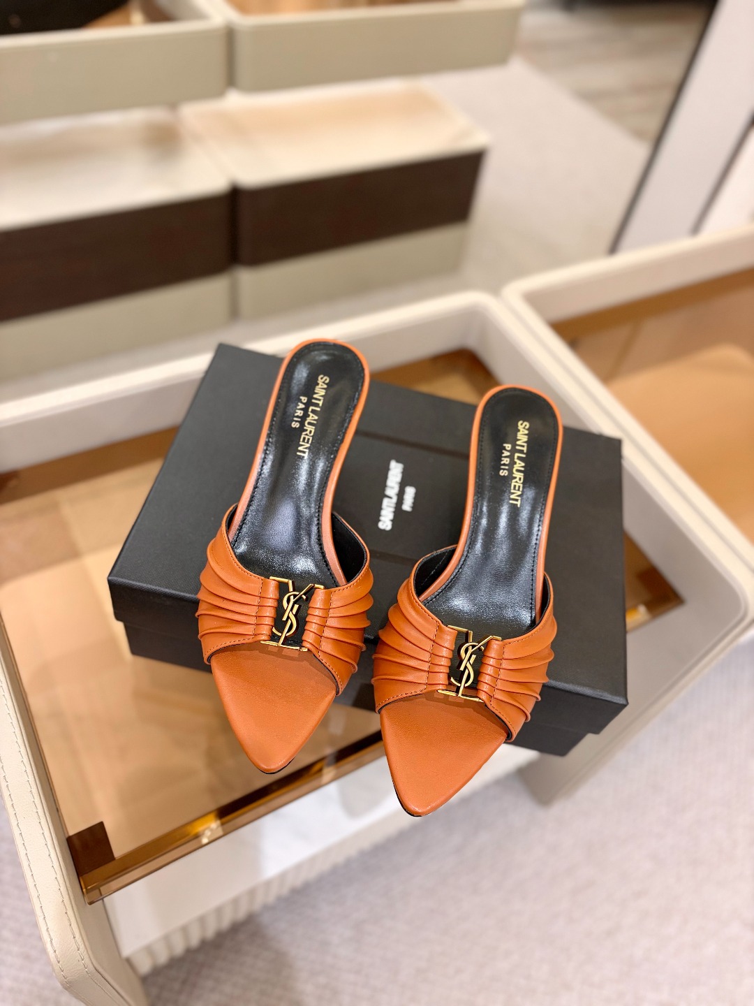 YSL「SAINT LAURENT*」 夏季新品 金属头优雅大气高跟凉鞋——————————全新春夏系列