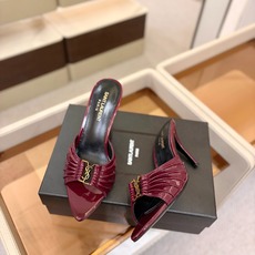 YSL「SAINT LAURENT*」 夏季新品 金属头优雅大气高跟凉鞋——————————全新春夏系列 YSL「SAINT LAURENT*」 夏季新品 金属头优雅大气高跟凉鞋——————————全新春夏系列