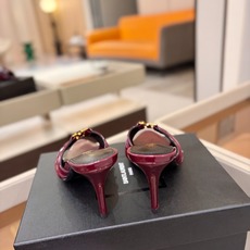 YSL「SAINT LAURENT*」 夏季新品 金属头优雅大气高跟凉鞋——————————全新春夏系列 YSL「SAINT LAURENT*」 夏季新品 金属头优雅大气高跟凉鞋——————————全新春夏系列