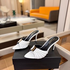 YSL「SAINT LAURENT*」 夏季新品 金属头优雅大气高跟凉鞋——————————全新春夏系列 YSL「SAINT LAURENT*」 夏季新品 金属头优雅大气高跟凉鞋——————————全新春夏系列