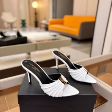YSL「SAINT LAURENT*」 夏季新品 金属头优雅大气高跟凉鞋——————————全新春夏系列 YSL「SAINT LAURENT*」 夏季新品 金属头优雅大气高跟凉鞋——————————全新春夏系列