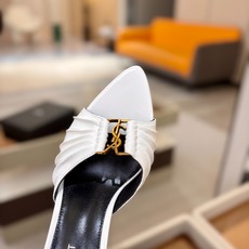YSL「SAINT LAURENT*」 夏季新品 金属头优雅大气高跟凉鞋——————————全新春夏系列 YSL「SAINT LAURENT*」 夏季新品 金属头优雅大气高跟凉鞋——————————全新春夏系列