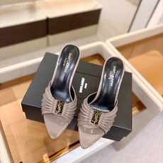 YSL「SAINT LAURENT*」 夏季新品 金属头优雅大气高跟凉鞋——————————全新春夏系列 YSL「SAINT LAURENT*」 夏季新品 金属头优雅大气高跟凉鞋——————————全新春夏系列
