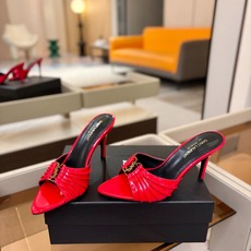 YSL「SAINT LAURENT*」 夏季新品 金属头优雅大气高跟凉鞋——————————全新春夏系列 YSL「SAINT LAURENT*」 夏季新品 金属头优雅大气高跟凉鞋——————————全新春夏系列
