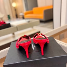 YSL「SAINT LAURENT*」 夏季新品 金属头优雅大气高跟凉鞋——————————全新春夏系列 YSL「SAINT LAURENT*」 夏季新品 金属头优雅大气高跟凉鞋——————————全新春夏系列