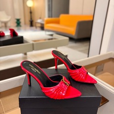 YSL「SAINT LAURENT*」 夏季新品 金属头优雅大气高跟凉鞋——————————全新春夏系列 YSL「SAINT LAURENT*」 夏季新品 金属头优雅大气高跟凉鞋——————————全新春夏系列