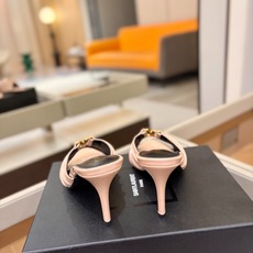 YSL「SAINT LAURENT*」 夏季新品 金属头优雅大气高跟凉鞋——————————全新春夏系列 YSL「SAINT LAURENT*」 夏季新品 金属头优雅大气高跟凉鞋——————————全新春夏系列