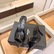 YSL「SAINT LAURENT*」 夏季新品 金属头优雅大气高跟凉鞋——————————全新春夏系列 YSL「SAINT LAURENT*」 夏季新品 金属头优雅大气高跟凉鞋——————————全新春夏系列
