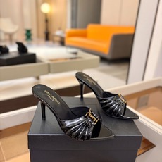 YSL「SAINT LAURENT*」 夏季新品 金属头优雅大气高跟凉鞋——————————全新春夏系列 YSL「SAINT LAURENT*」 夏季新品 金属头优雅大气高跟凉鞋——————————全新春夏系列
