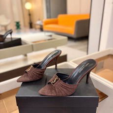 YSL「SAINT LAURENT*」 夏季新品 金属头优雅大气高跟凉鞋——————————全新春夏系列 YSL「SAINT LAURENT*」 夏季新品 金属头优雅大气高跟凉鞋——————————全新春夏系列