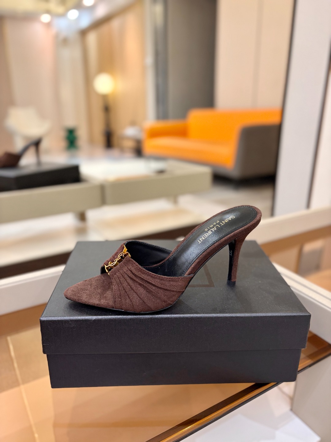 YSL「SAINT LAURENT*」 夏季新品 金属头优雅大气高跟凉鞋——————————全新春夏系列