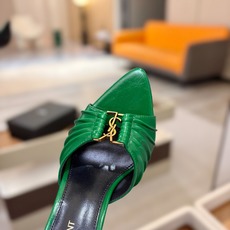 YSL「SAINT LAURENT*」 夏季新品 金属头优雅大气高跟凉鞋——————————全新春夏系列 YSL「SAINT LAURENT*」 夏季新品 金属头优雅大气高跟凉鞋——————————全新春夏系列