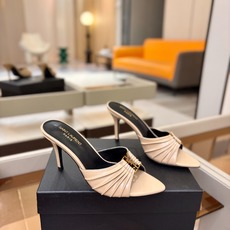 YSL「SAINT LAURENT*」 夏季新品 金属头优雅大气高跟凉鞋——————————全新春夏系列 YSL「SAINT LAURENT*」 夏季新品 金属头优雅大气高跟凉鞋——————————全新春夏系列