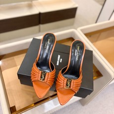 YSL「SAINT LAURENT*」 夏季新品 金属头优雅大气高跟凉鞋——————————全新春夏系列 YSL「SAINT LAURENT*」 夏季新品 金属头优雅大气高跟凉鞋——————————全新春夏系列