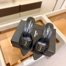 YSL「SAINT LAURENT*」 夏季新品 金属头优雅大气高跟凉鞋——————————全新春夏系列 YSL「SAINT LAURENT*」 夏季新品 金属头优雅大气高跟凉鞋——————————全新春夏系列