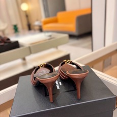 YSL「SAINT LAURENT*」 夏季新品 金属头优雅大气高跟凉鞋——————————全新春夏系列 YSL「SAINT LAURENT*」 夏季新品 金属头优雅大气高跟凉鞋——————————全新春夏系列